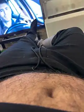 Snapshot of tikitaka97 chatting on 12-19-24, 06:56 tikitaka97 online show from 12-19-24, 06:56