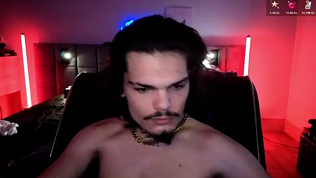 Snapshot of JordanShow chatting on 10-23-25, 10:36 JordanShow online show from 10-23-25, 10:36