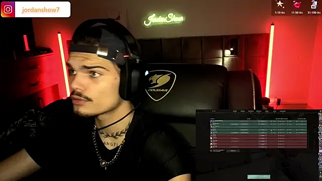 Snapshot of JordanShow chatting on 11-14-25, 10:07 JordanShow online show from 11-14-25, 10:07