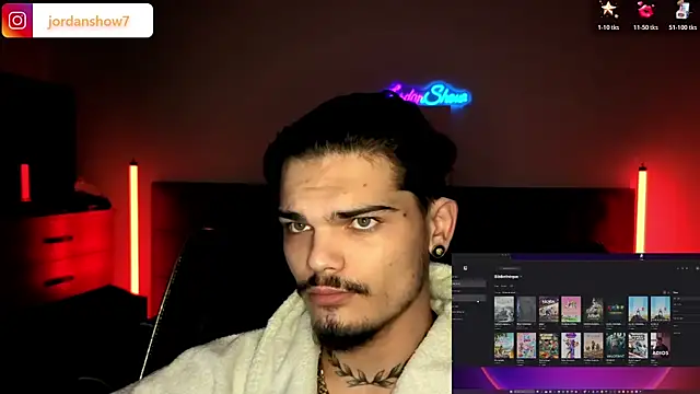 Snapshot of JordanShow chatting on 12-14-25, 06:30 JordanShow online show from 12-14-25, 06:30