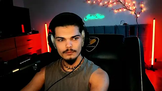 Snapshot of JordanShow chatting on 02-02-26, 04:38 JordanShow online show from 02-02-26, 04:38