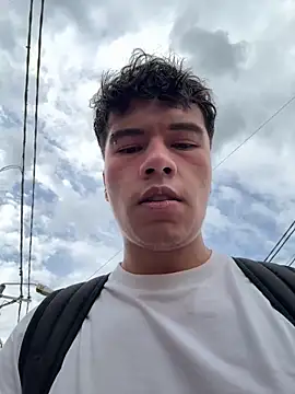 Logan smith1 online show from 09-17-25, 08:21