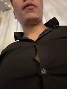 Logan smith1 online show from 04-12-26, 01:10