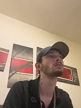 Snapshot of big_cock_is_back chatting on 01-07-25, 06:48 big cock is back online show from 01-07-25, 06:48