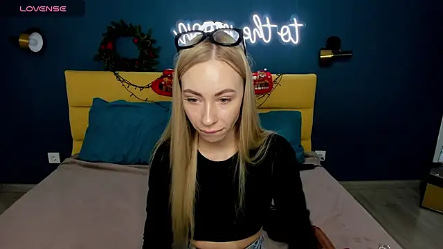 Diana Garrett online show from 12-13-24, 08:51