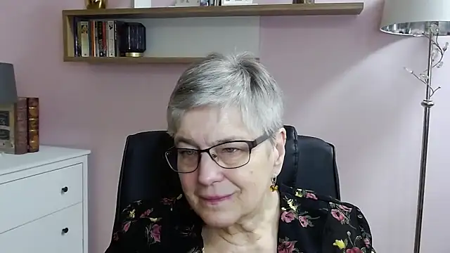 IrisDream online show from 12-23-24, 10:32