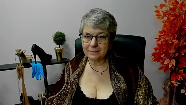 IrisDream online show from 02-13-25, 10:34