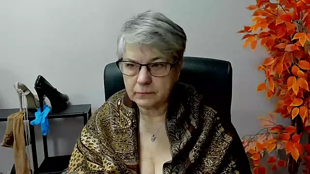 IrisDream online show from 03-17-25, 07:13