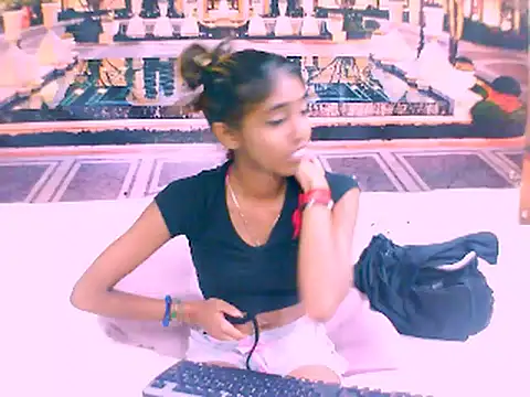 Snapshot of IndianSexySlender chatting on 02-08-25, 08:42 IndianSexySlender online show from 02-08-25, 08:42
