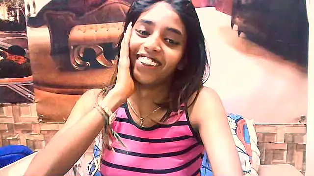 Snapshot of IndianSexySlender chatting on 09-29-25, 05:23 IndianSexySlender online show from 09-29-25, 05:23