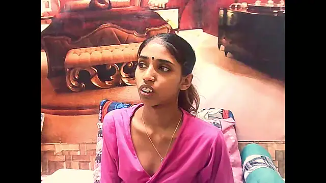 Snapshot of IndianSexySlender chatting on 10-13-25, 05:18 IndianSexySlender online show from 10-13-25, 05:18