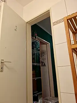 Snapshot of Josephine_LIVE chatting on 11-04-25, 07:46 Josephine LIVE online show from 11-04-25, 07:46