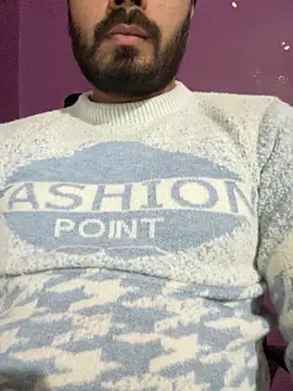 Snapshot of hotboysammy chatting on 11-22-25, 01:32 hotboysammy online show from 11-22-25, 01:32