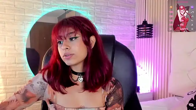 Snapshot of cloe__palmer chatting on 12-04-24, 06:39 cloe palmer online show from 12-04-24, 06:39