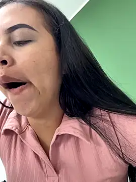 iiris  online show from 11-28-25, 03:47