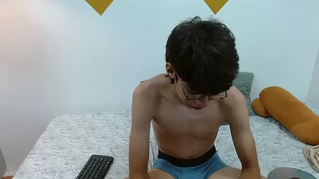 Snapshot of jhoellx chatting on 01-14-25, 03:36 jhoellx online show from 01-14-25, 03:36