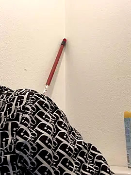 Snapshot of metissex chatting on 10-23-25, 12:59 metissex online show from 10-23-25, 12:59