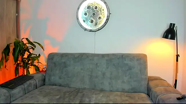 kendal scott1 online show from 04-23-26, 10:34