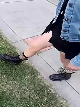 sophie banger online show from 10-25-25, 07:30