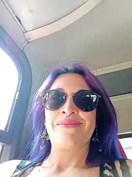 sophie banger online show from 11-21-25, 05:44