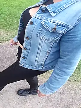 sophie banger online show from 12-02-25, 07:53