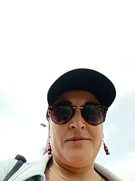sophie banger online show from 07-19-26, 07:28