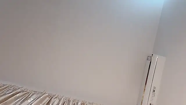 Krismil3 online show from 03-15-25, 12:36