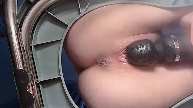 Krismil3 online show from 11-15-25, 11:54