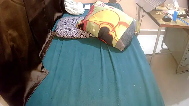 Snapshot of inba99tamil chatting on 09-15-25, 03:34 inba99tamil online show from 09-15-25, 03:34