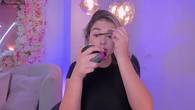 ChloePreston  online show from 04-27-26, 11:52