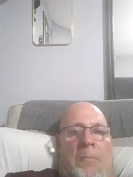 dickinyouto online show from 06-25-26, 05:39