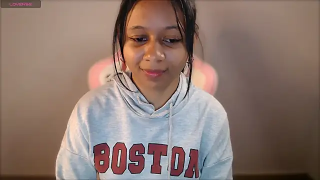 Snapshot of Natasha_mh2 chatting on 02-20-25, 01:46 Natasha mh2 online show from 02-20-25, 01:46