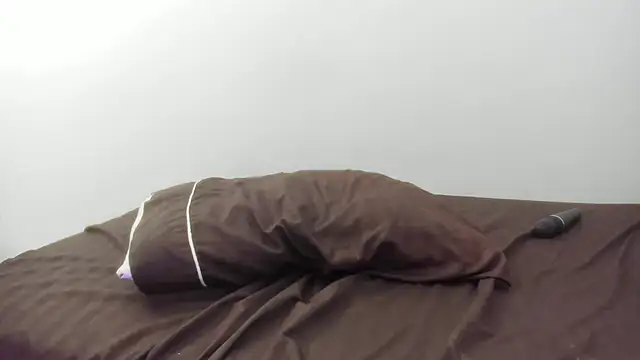 leslyylove online show from 02-01-25, 10:05