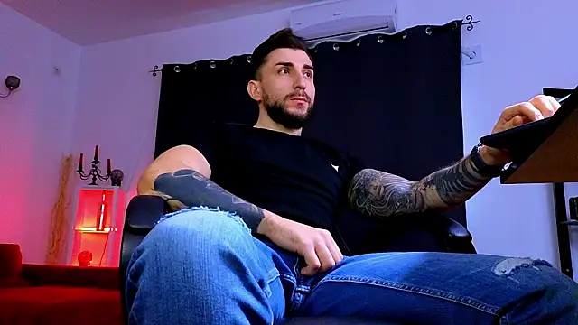 MightyAaron66 online show from 02-15-26, 07:51