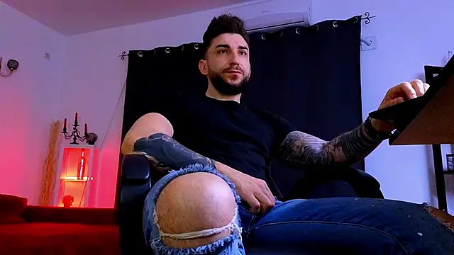 MightyAaron66 online show from 04-24-26, 01:19