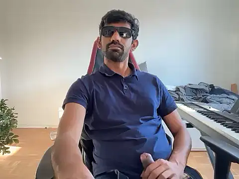 dominanthubby online show from 04-25-26, 04:37