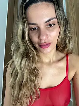 cuteluci  online show from 04-06-26, 01:47