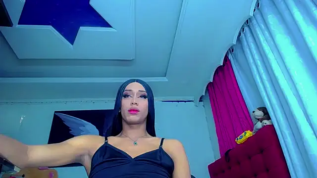 Snapshot of NahomiCamper chatting on 03-01-25, 02:04 NahomiCamper online show from 03-01-25, 02:04