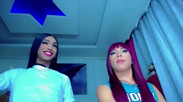 Snapshot of NahomiCamper chatting on 03-03-25, 07:43 NahomiCamper online show from 03-03-25, 07:43