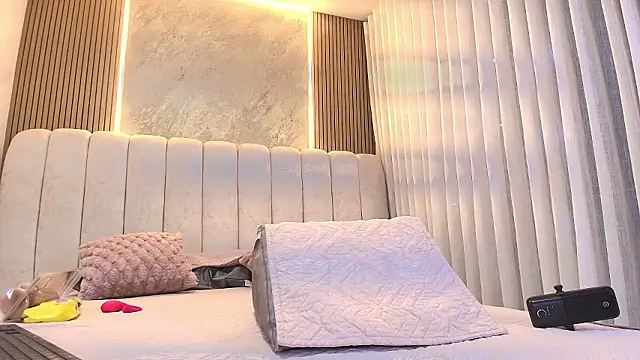 kata hazel online show from 03-16-26, 07:18