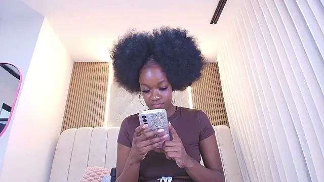 kata hazel online show from 03-21-26, 07:17