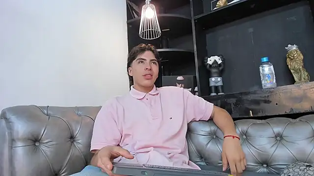 HeellBoy  online show from 11-14-25, 03:38