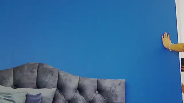 CelineMeyerr online show from 10-31-25, 06:25