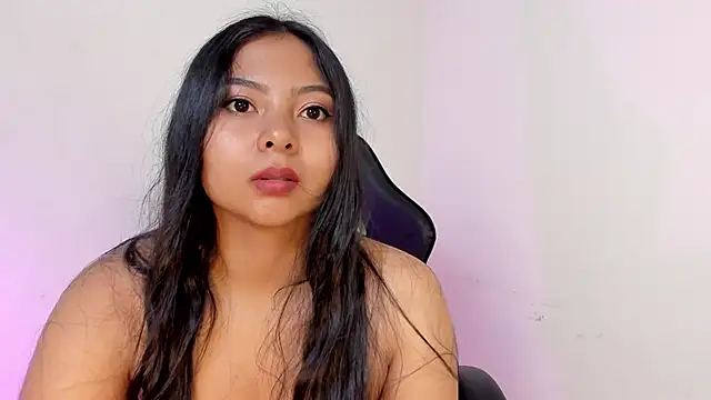 Snapshot of emma_980 chatting on 12-29-24, 02:27 emma 980 online show from 12-29-24, 02:27