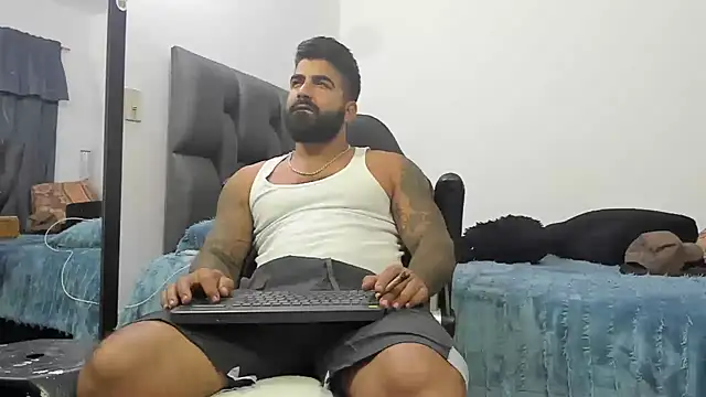 Snapshot of Lyon_vach chatting on 12-10-24, 04:24 Lyon vach online show from 12-10-24, 04:24