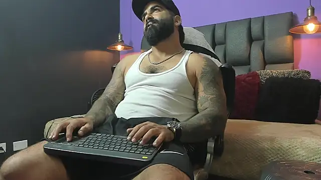 Snapshot of Lyon_vach chatting on 09-26-25, 07:18 Lyon vach online show from 09-26-25, 07:18