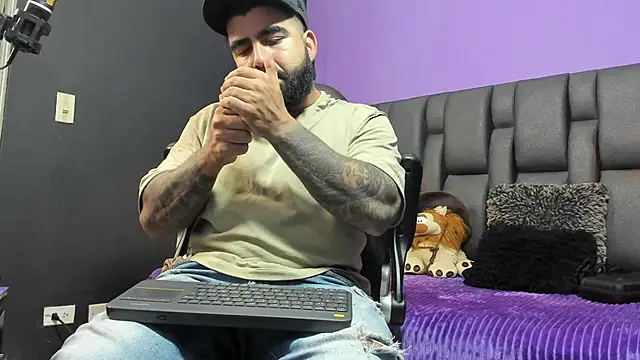 Lyon vach online show from 04-26-26, 02:20