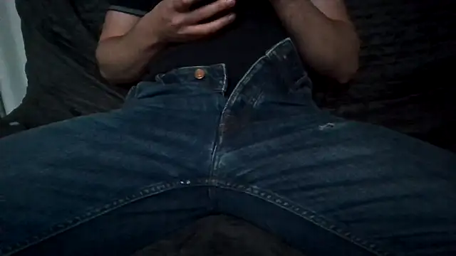 pierre92000a online show from 04-03-26, 06:17