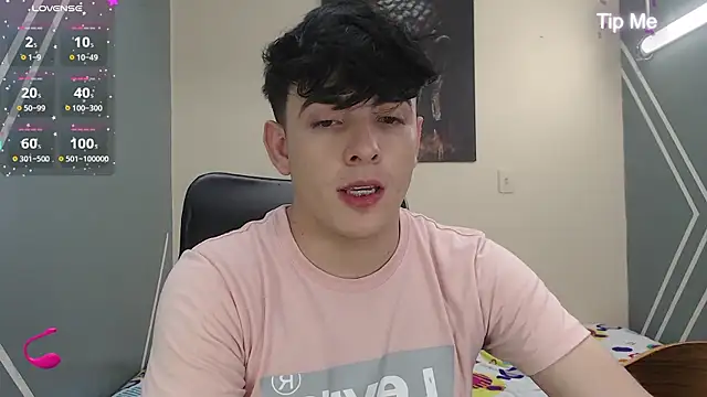 Snapshot of nolan_twink1 chatting on 12-05-24, 05:50 nolan twink1 online show from 12-05-24, 05:50