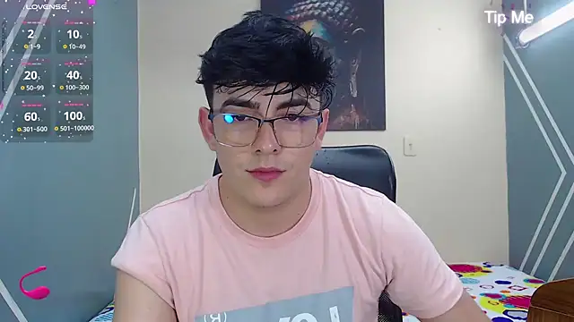 Snapshot of nolan_twink1 chatting on 12-05-24, 09:06 nolan twink1 online show from 12-05-24, 09:06